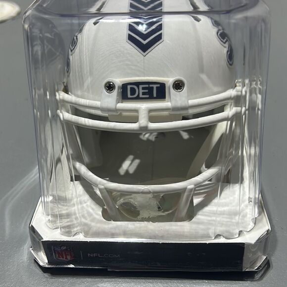 Detroit Lions “Salute to Service” Mini Helmet + 3 Autographed Cards - Picture 7 of 7